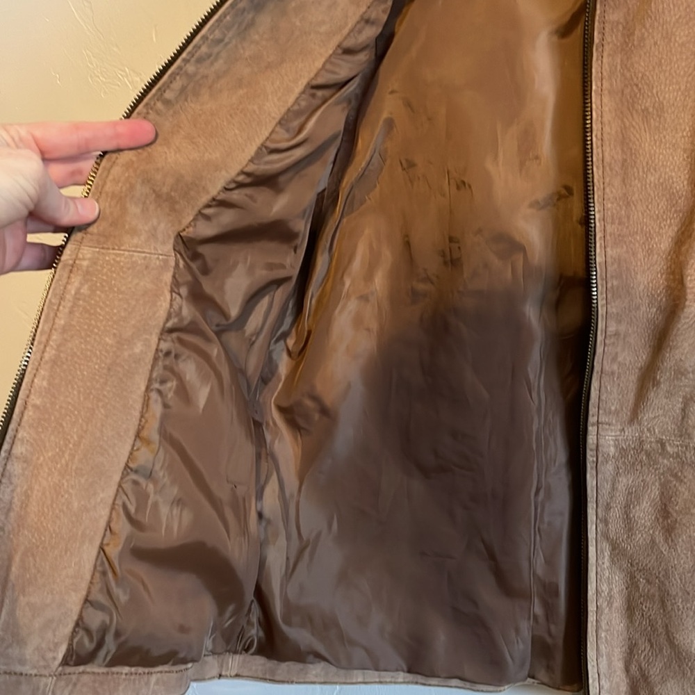 Light brown leather vest - Picture 6 of 6